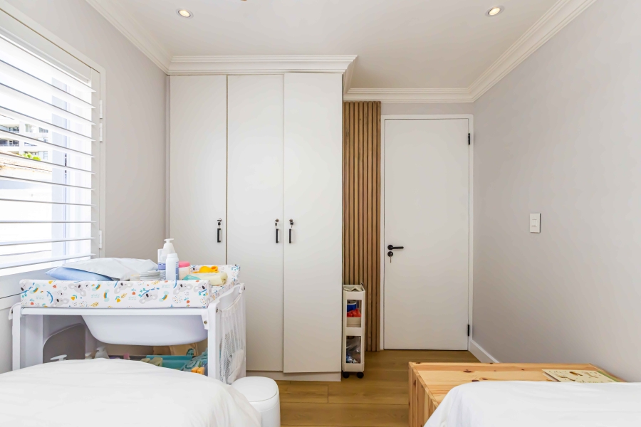 4 Bedroom Property for Sale in Sea Point Western Cape